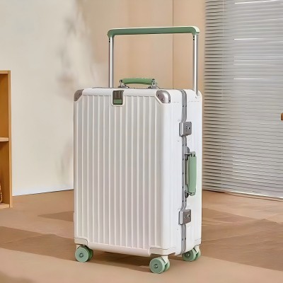 Desain Tampilan Pameran dan Pembangunan Citra Merek untuk Bagasi dan Tas Perj...